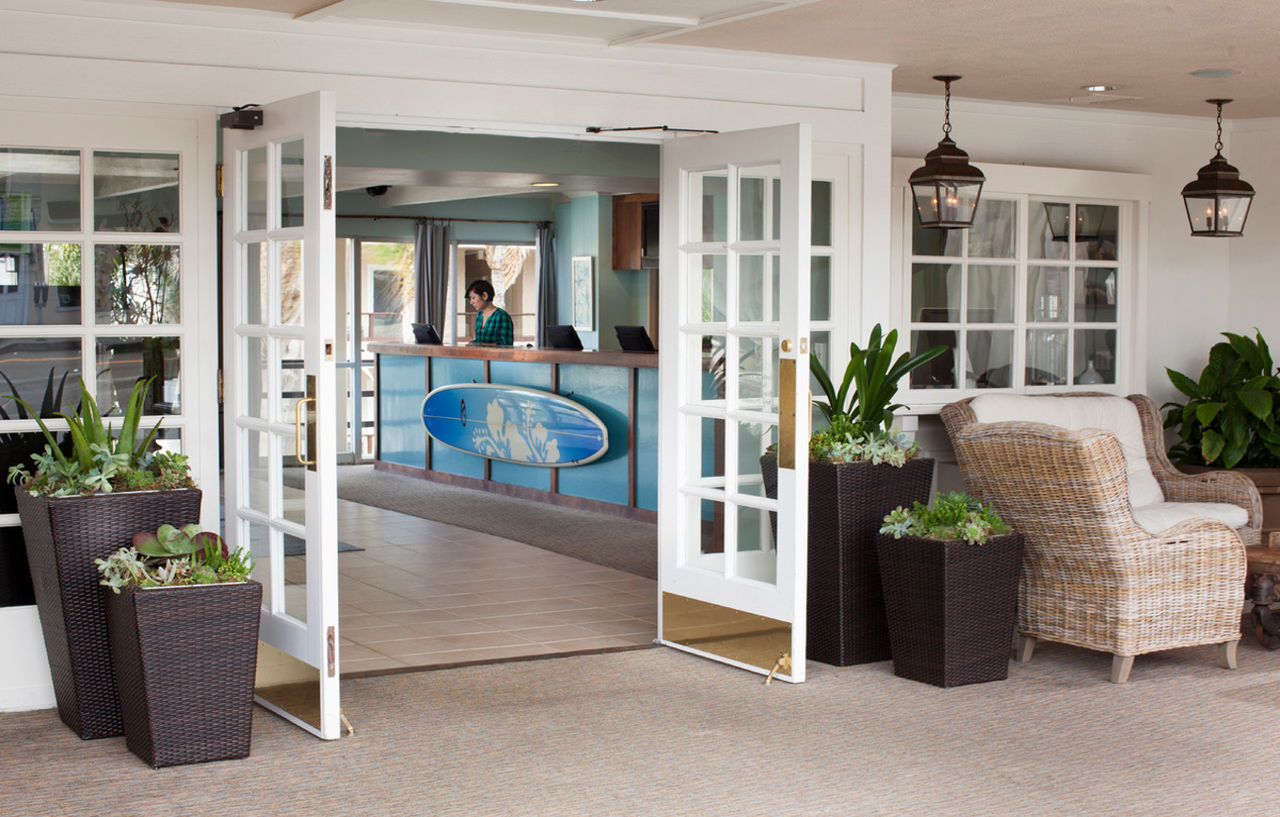 Pacific Edge Hotel 4*